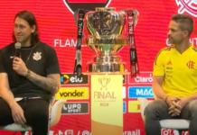 Cássio diz que Flamengo é um rival difícil, mas aponta confiança do Corinthians para as finais