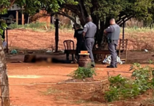 Homem é preso suspeito de matar idoso com golpes de enxada em chácara