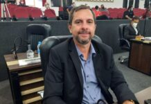 Daniel David pede que Saev nivele malha asfáltica e tampões de esgoto