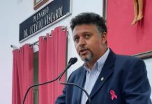 Nilton Santiago pede semáforo em cruzamento próximo ao AME