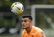 Corinthians treina de olho na final da Copa do Brasil após jogo suspenso