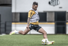 Auro vira única opção para a lateral direita do Santos no Brasileirão