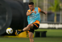 Ramiro avalia sondagens e deve deixar o Corinthians