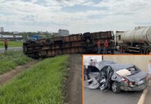 Caminhão tomba após colisão com carro na Rodovia Euclides da Cunha