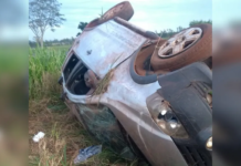 Carro capota e deixa três feridos em estrada de Pereira Barreto