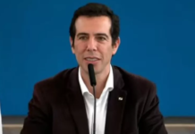 Tarcísio confirma Renato Feder como secretário da Educação de SP