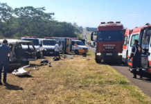 Adolescente morre e dez pessoas ficam feridas em acidente em Pindorama