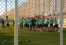 Treino da Seleção: Tite tem grupo completo pela primeira vez e alterna entre 11 e 12 jogadores na linha