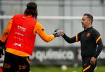 Corinthians inicia busca por novo técnico; líderes do elenco esperam perfil de Vítor Pereira