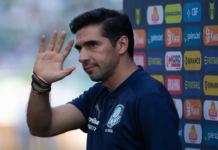 Abel Ferreira elogia duas joias da base do Palmeiras e diz que não acompanhará a Copa do Mundo