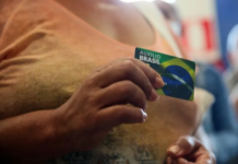 Caixa suspende oferta de consignado do Auxílio Brasil até dia 14