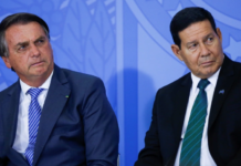Bolsonaro e Mourão se preparam para mudança de palácios do governo
