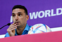 Scaloni evita projetar Brasil x Argentina e se irrita com informações vazadas