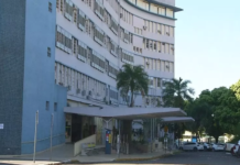 Jovem preso suspeito de torturar enteado ficou em isolamento por Covid com o menino, diz polícia