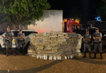 Operação em conjunto apreende mais de 1,5 tonelada de maconha escondida em compartimento de caminhão