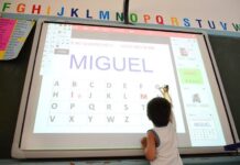 Alunos da rede municipal voltam às aulas na terça-feira