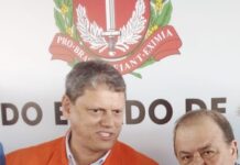 Liberato Caldeira apresenta reivindicações a Tarcísio de Freitas
