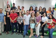Manicure ganha carro em campanha da ACV