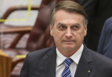 Ex-presidente Bolsonaro é internado em hospital nos EUA