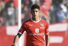 São Paulo se aproxima de Alan Franco e espera zagueiro no Brasil para fechar negócio