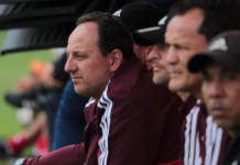 São Paulo evita pressão antes de primeiro clássico no ano