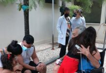 Família visita paciente internado em UTI da Santa Casa