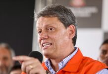 Após veto, governo de SP diz ser favorável a mudanças para autistas