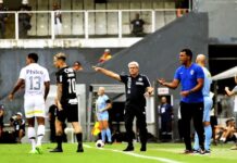 Odair vê bom jogo do Santos, lamenta falhas e ainda acredita na vaga: “Até o último segundo”