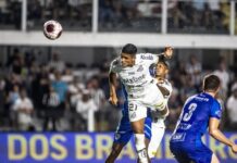 Lucas Barbosa vence desconfiança e se firma como o 12° jogador do Santos com Odair Hellmann