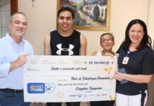 Desempregado, morador de Rio Preto realiza sonho da casa própria após ganhar R$ 150 mil no Sorte Saúde do HB