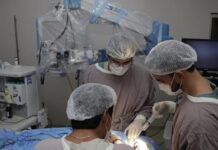 HB realiza primeiro implante coclear em paciente com deficiência auditiva; entenda