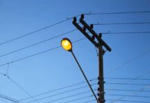 Iluminação pública: Câmara e empresa discutem nesta quinta-feira reclamações sobre o serviço