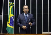 Motta apresenta proposta que reconhece a robótica como esporte de competição e de relevância educacional