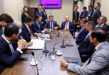 Deputados se reúnem para discutir propostas para reforma tributária