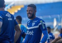 Jogador revelado pelo Fefecê é vendido por cerca de R$ 4,5 milhões