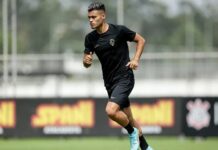 Corinthians vence Coritiba em jogo-treino com mudanças na escalação