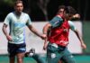 Abel Ferreira marca golaço em treino do Palmeiras