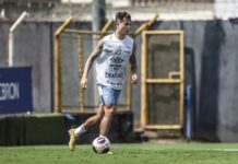Santos analisa possíveis interessados em Vinicius Zanocelo após pedido de afastamento