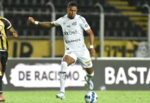Vasco encaminha a contratação de Rwan Seco, atacante do Santos