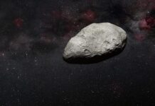 Asteroide do tamanho de um prédio passa perto da Terra
