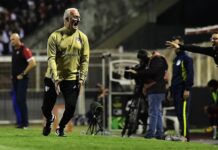 Dorival celebra vitória do São Paulo em dia de aniversário: “Melhor presente”