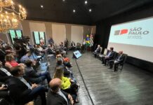 Carlão Pignatari comemora implantação de terceira faixa em rodovia de Rio Preto