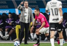 Corinthians perde para o Independiente Del Valle na estreia de Luxemburgo