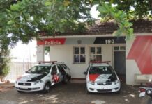 Polícia investiga caso de ossada encontrada enterrada em quintal de casa