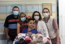Casal faz doação para UTI Neonatal da Santa Casa