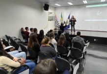 Sessão Negócios II debate e analisa questões do mundo corporativo
