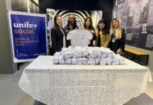 Unifev doa mais de 100 camisetas ao Centro Social de Votuporanga