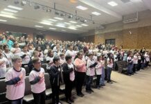 Alunos do 5º ano do Colégio Unifev são certificados pelo Proerd