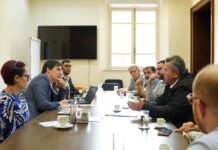 Deputado Carlão Pignatari apresenta demandas da educação ao governo do Estado