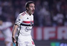 Dorival se diz feliz com virada do São Paulo e elogia Gabriel Neves: “A evolução dele é clara”